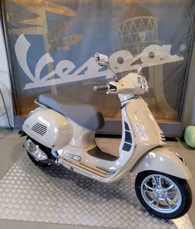 Vespa GTS 310 (2025 - 26) nuova