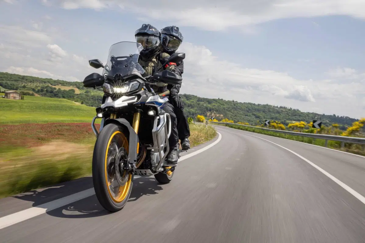 Voge Valico 900DSX (2024 - 26) (3)