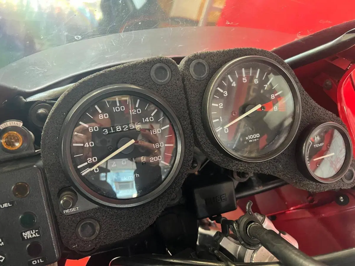 Honda Africa Twin NXR 750 (1990 - 91) (8)