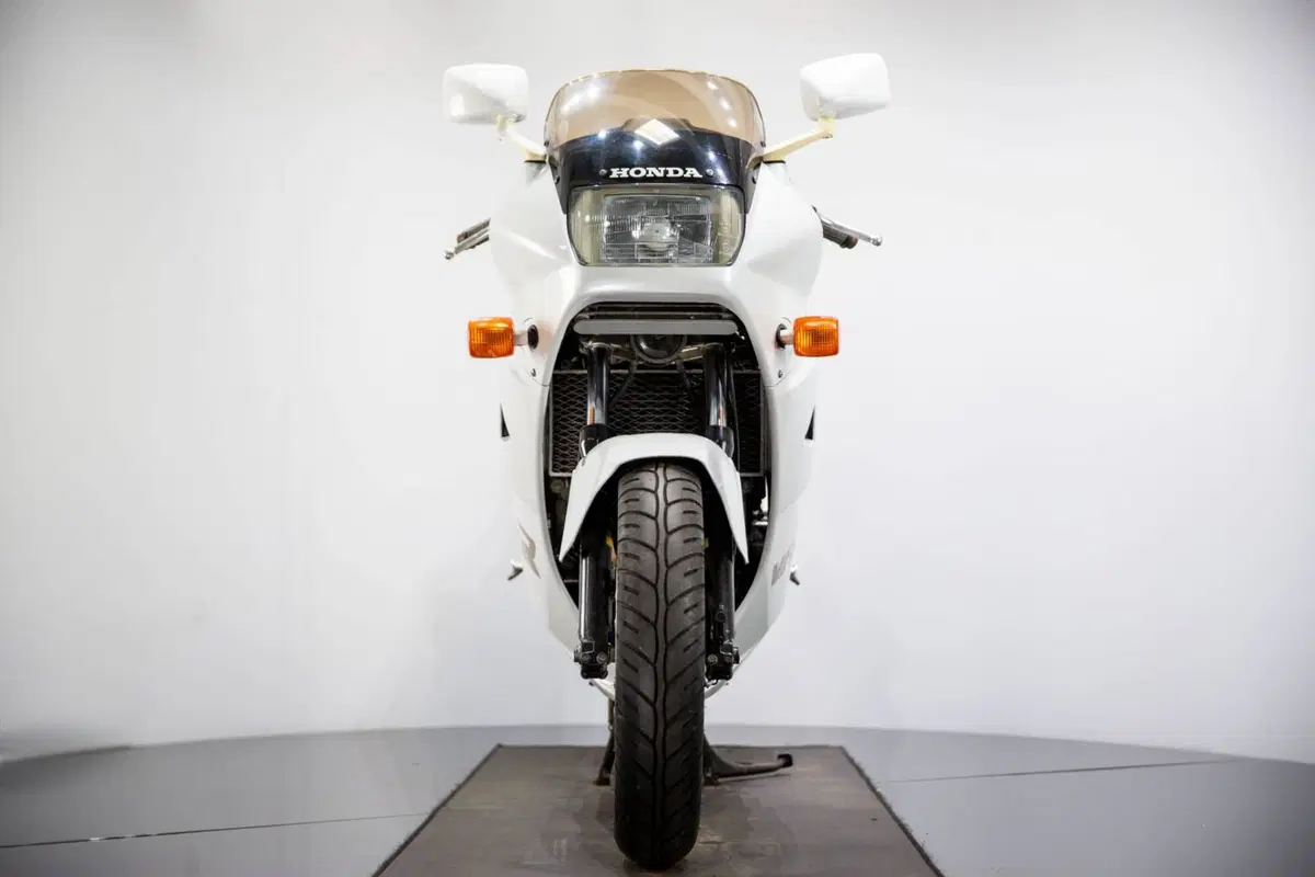 Honda VFR 750 F (1986 - 87) (8)