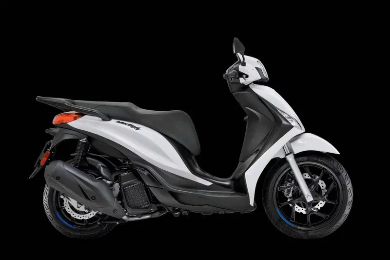 Piaggio Medley 125 S (2025 - 26) (2)