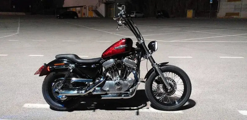 Harley-Davidson 883 Standard (1994 - 00) - XLH