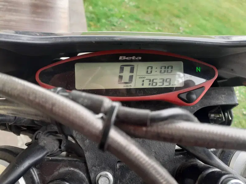 Betamotor RR 125 4T Motard LC (2021 - 23) (5)