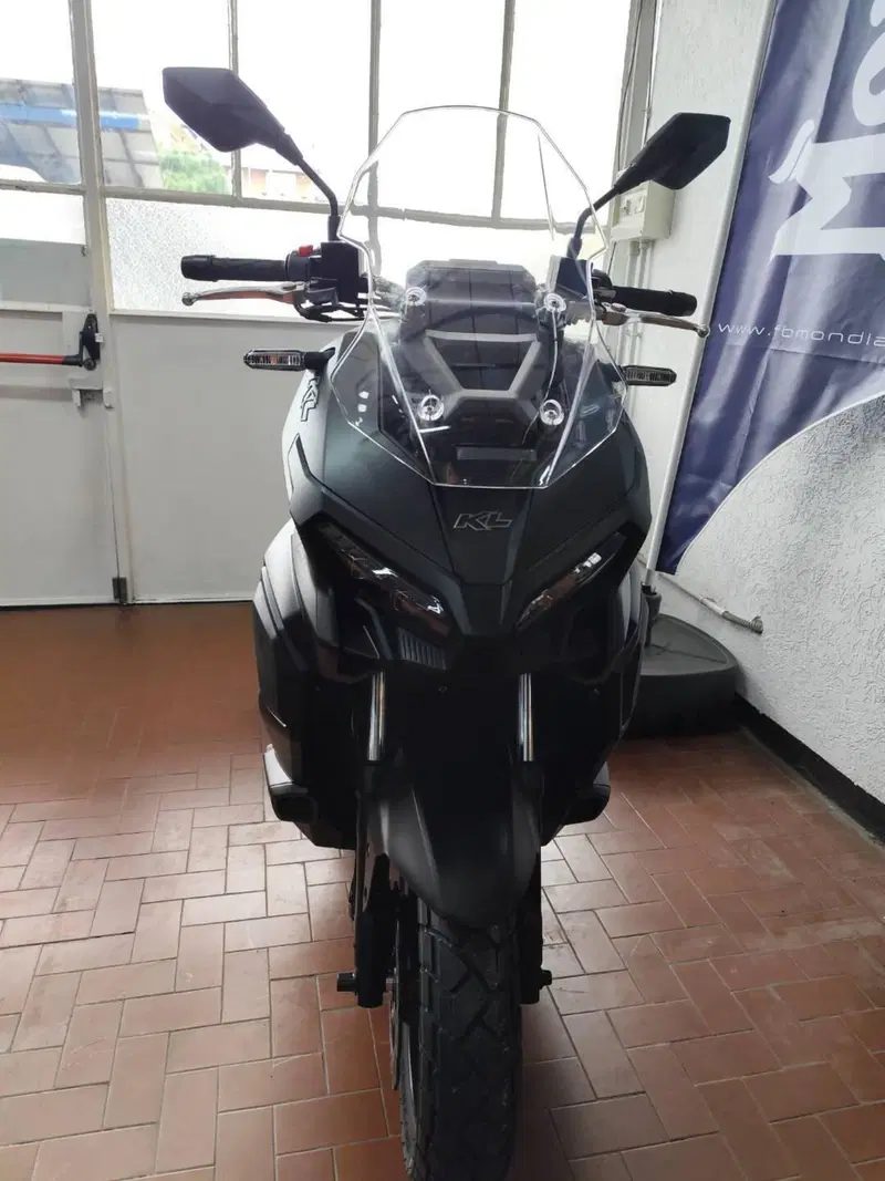 Kl Brera X 125 (2025 - 26) (3)