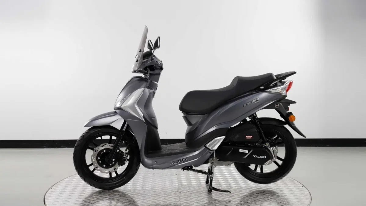 Alien Motors Darwin 125 Darwin 125 (2025 - 26) (6)