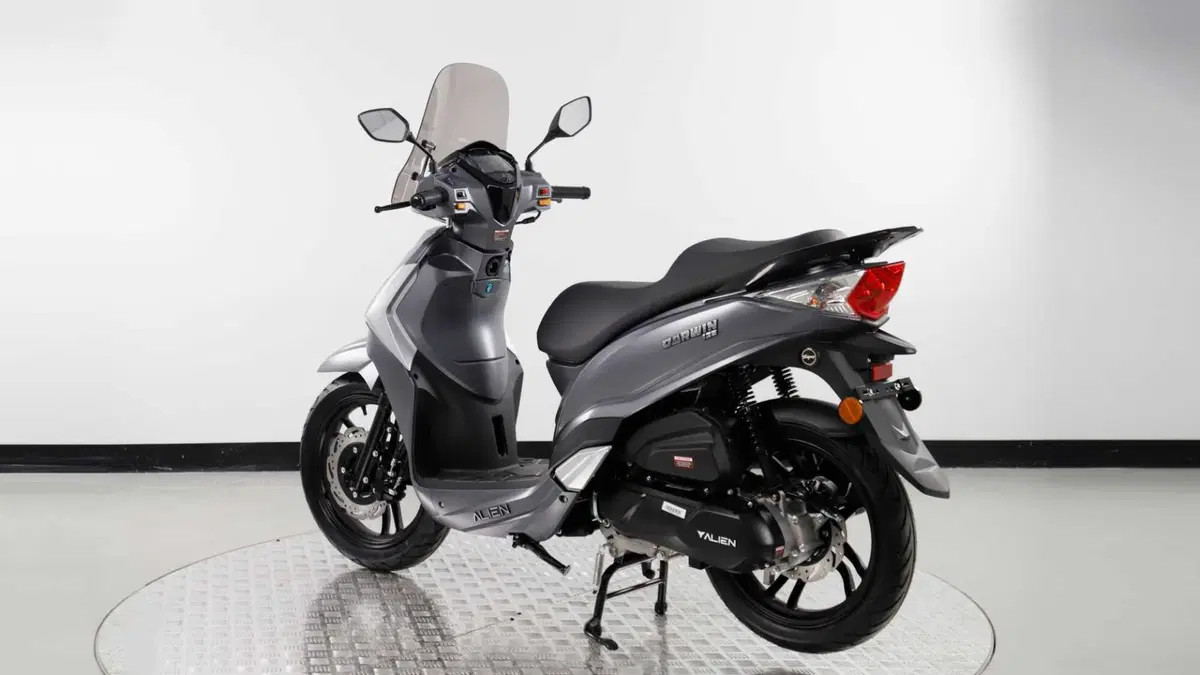 Alien Motors Darwin 125 Darwin 125 (2025 - 26) (5)
