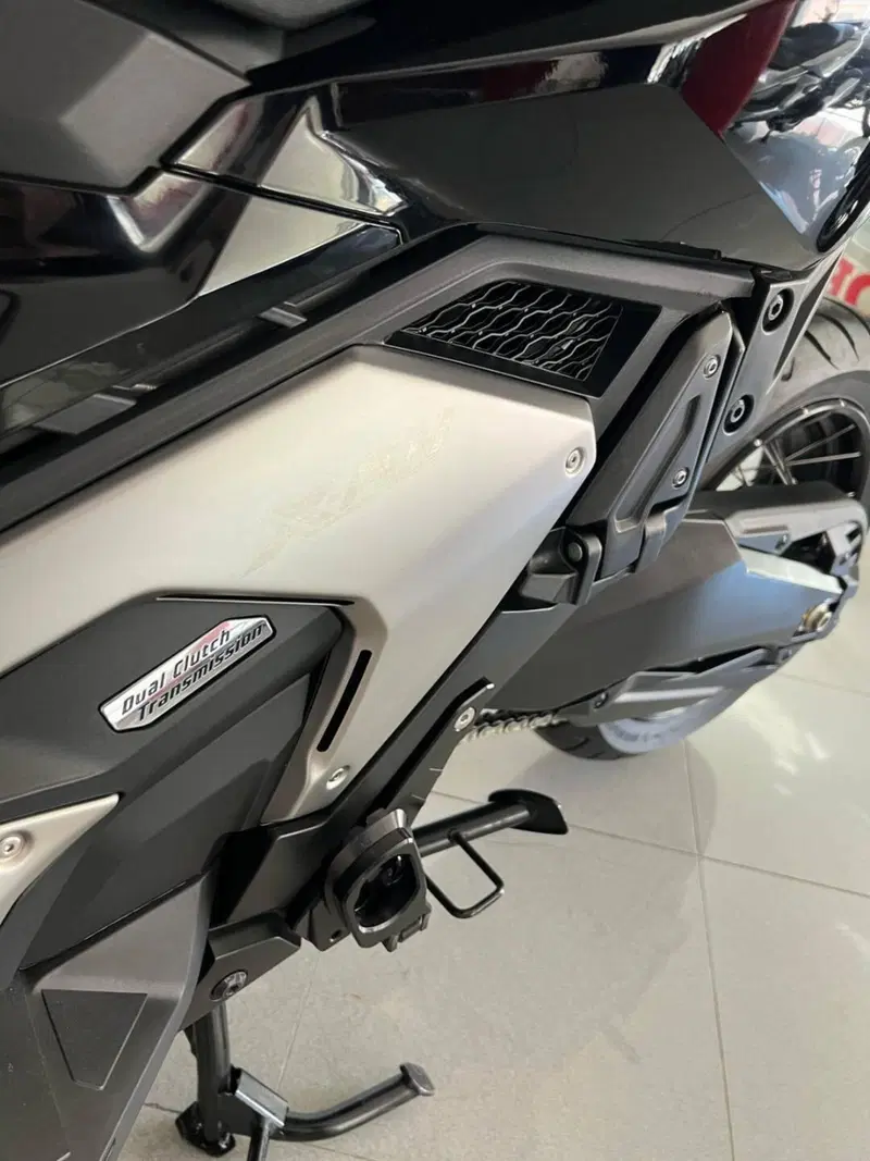 Honda X-ADV 750 DCT (2021 - 24) (6)