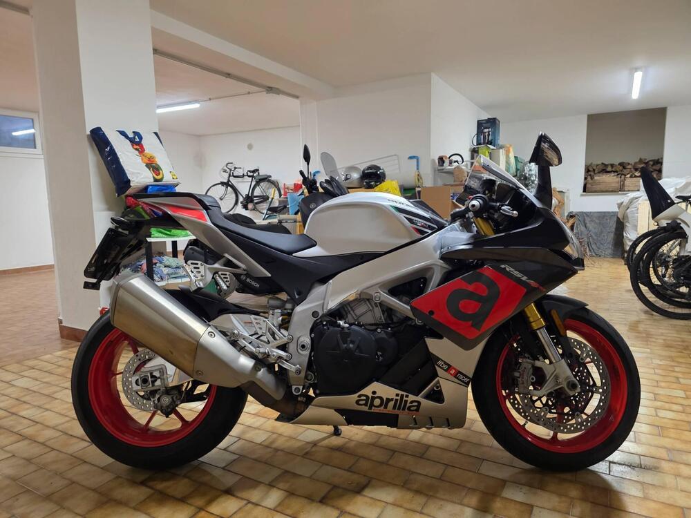 Aprilia RSV4 RR ABS (2015 - 17) (2)