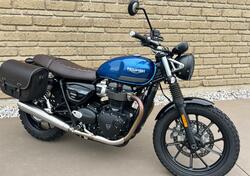 Triumph Street Twin 900 (2021 - 22) usata