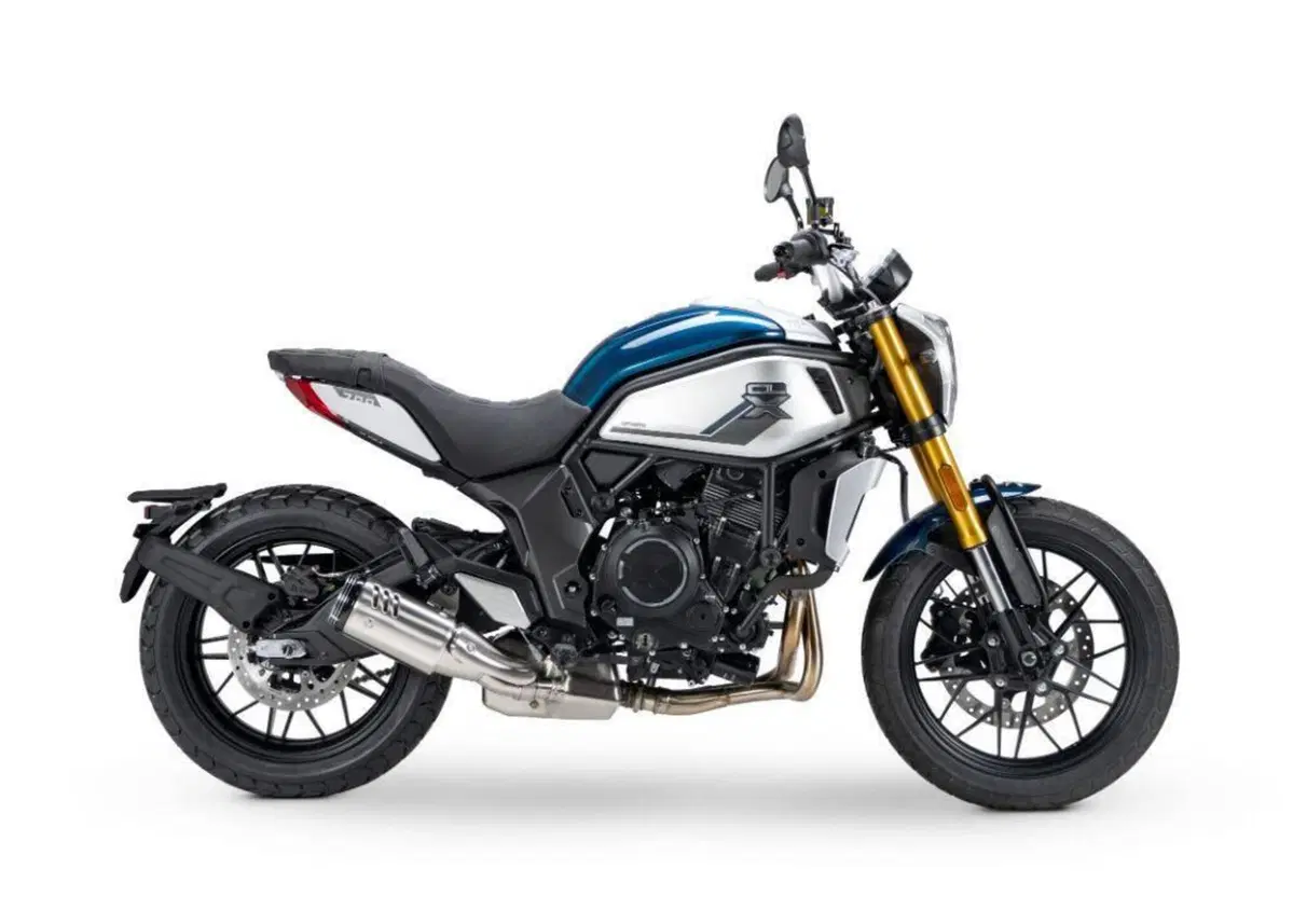 CFMOTO 700CL-X Heritage (2021 - 26)