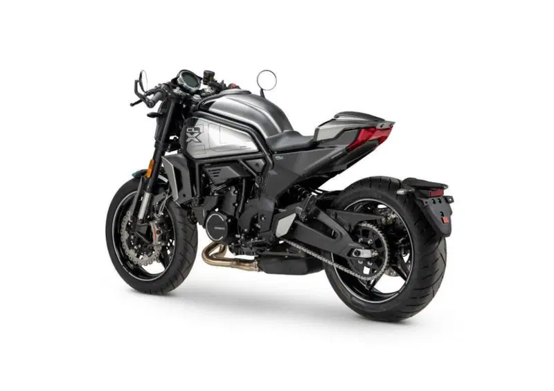 CFMOTO 700CL-X Sport (2022 - 26) (7)