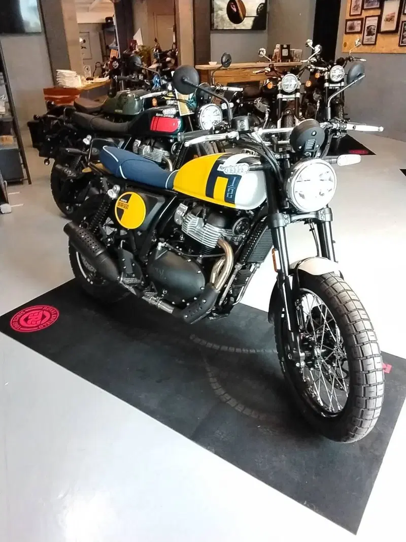 Royal Enfield Bear 650 (2025 - 26)