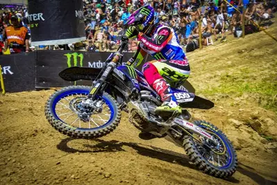 MXGP25 #3 Sabato FLASH. Lucas Coenen vince la Qualyfing Race di Saint-Jean. In MX2 si conferma Benistant