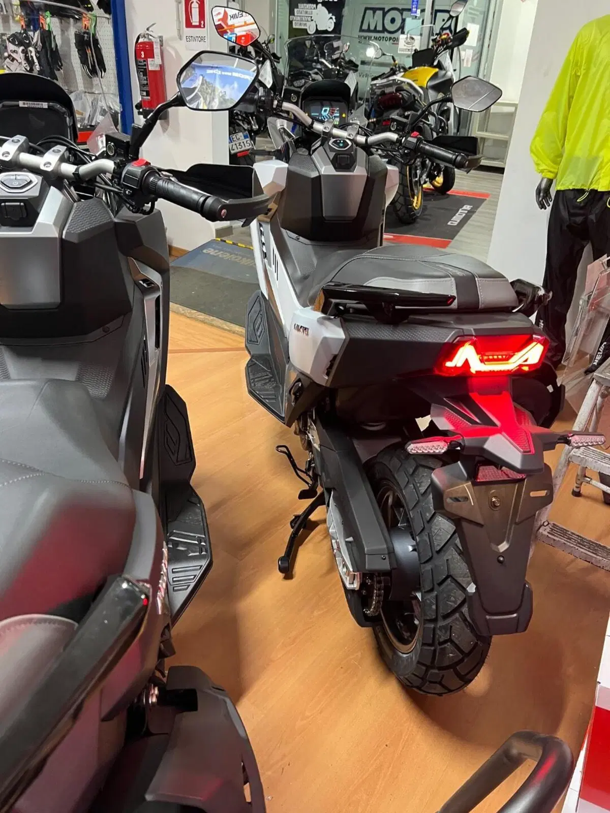 Sym ADXTG 400 (2025 - 26) (8)