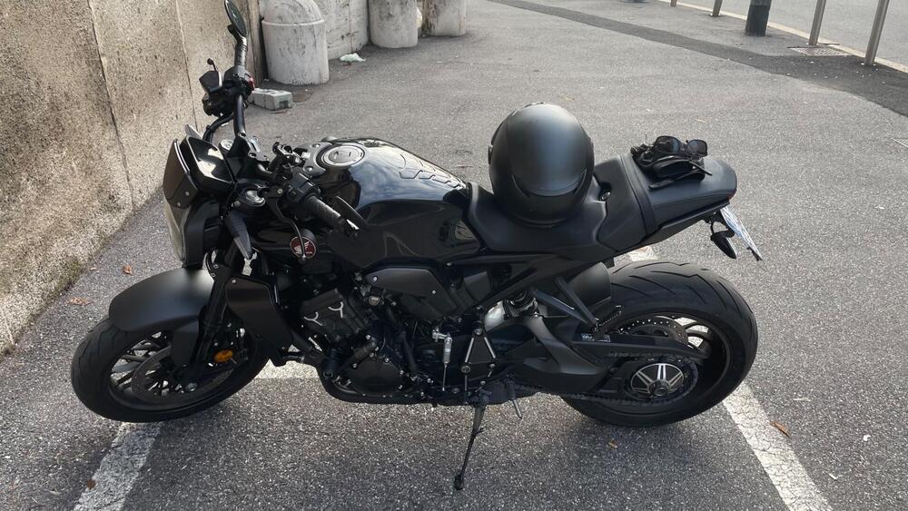 Honda CB 1000 R Black Edition (2021 - 25) (5)