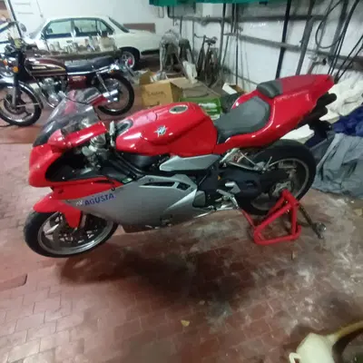 MV Agusta F4 1000 S (2004 - 05) usata