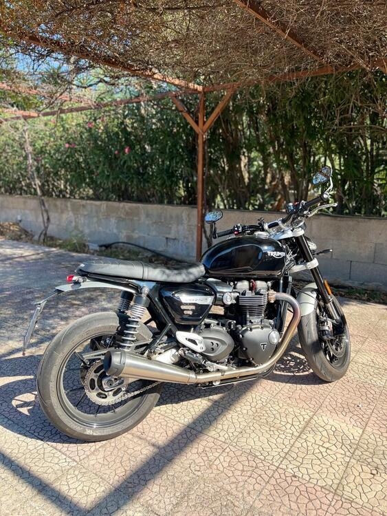 Triumph Speed Twin 1200 (2021 - 24) (2)