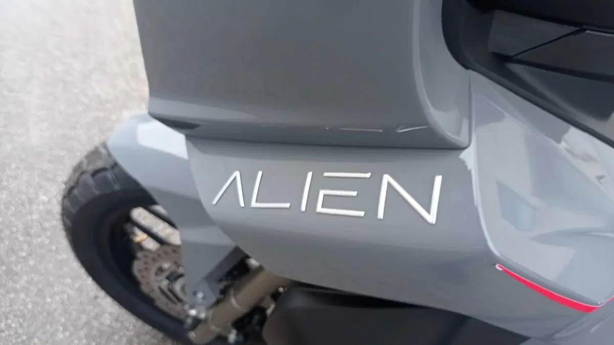 Alien Motors Newton 125 Newton 125 (2025 - 26) (11)