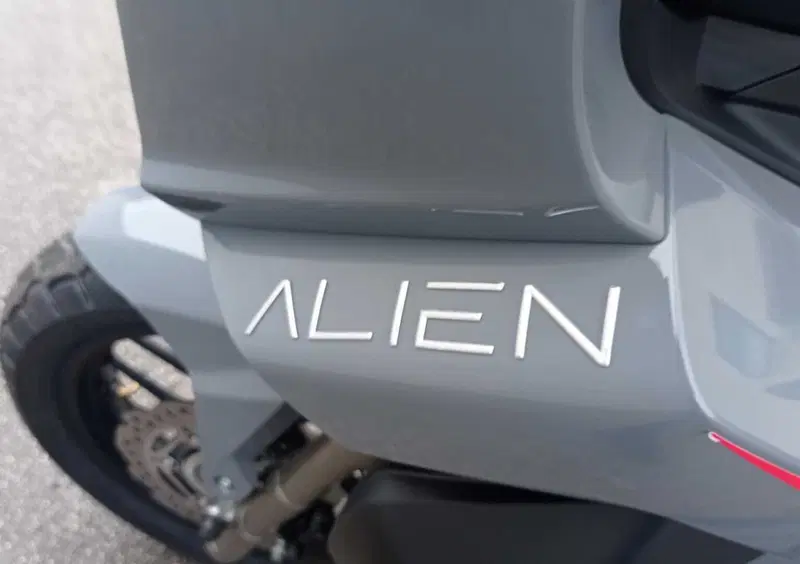 Alien Motors Newton 125 Newton 125 (2025 - 26) (11)