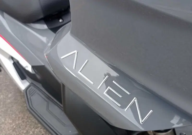 Alien Motors Newton 125 Newton 125 (2025 - 26) (13)