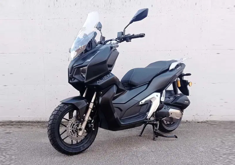 Alien Motors Newton 125 Newton 125 (2025 - 26) (6)