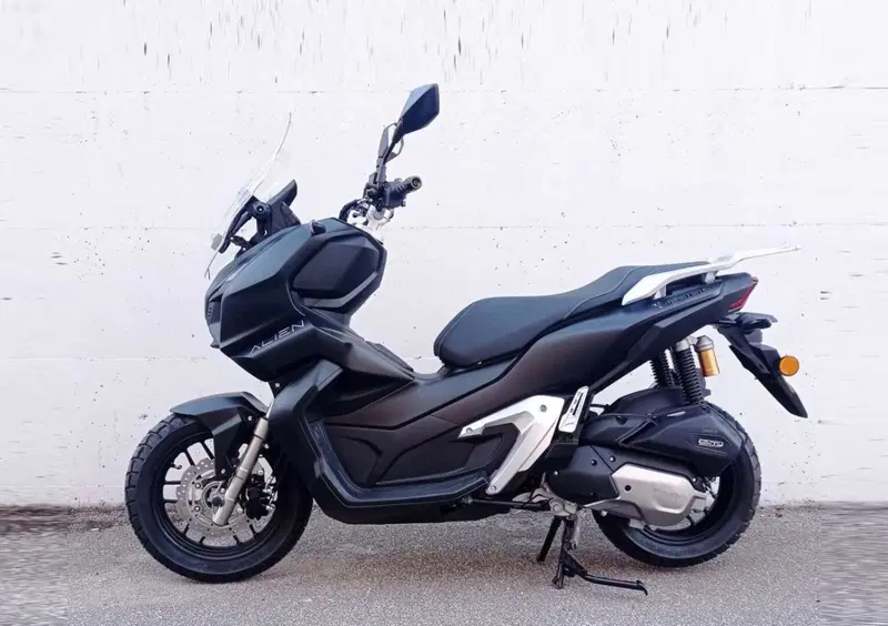 Alien Motors Newton 125 Newton 125 (2025 - 26) (5)