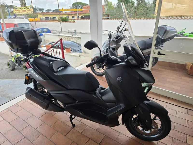 Yamaha X-Max 300 (2021 - 24) (10)