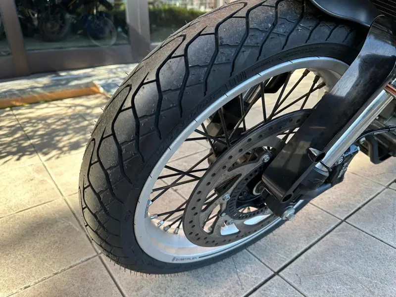 Husqvarna Svartpilen 401 (2018 - 19) (11)