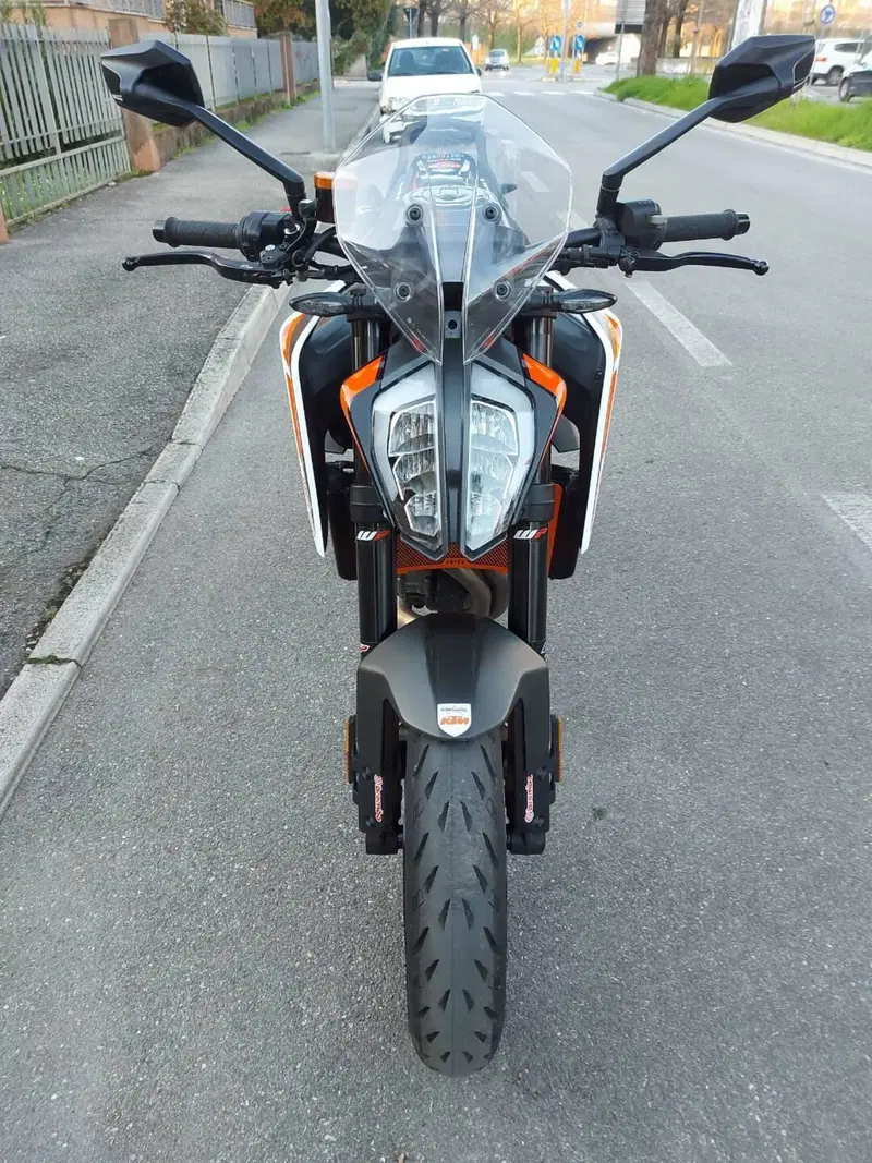 KTM 890 Duke R (2022 - 23) (2)