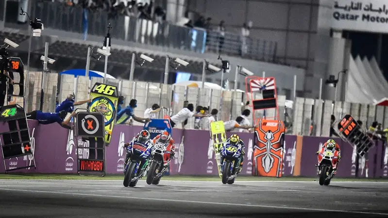 MotoGP, regolamento 2016: 7 motori e 22 litri
