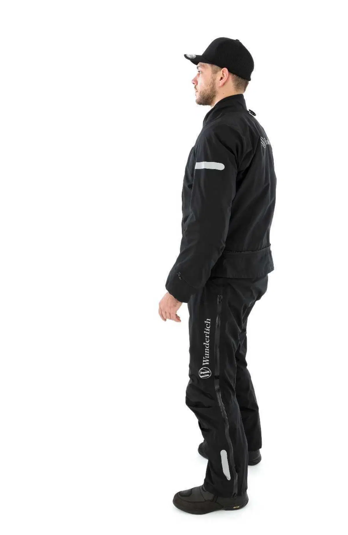Wunderlich presenta il suo completo da moto Adventure (5)