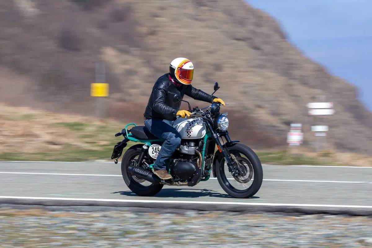Royal Enfield Bear 650 (4)