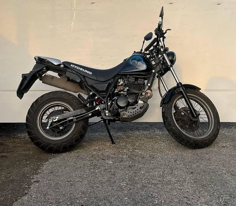 Hyosung Karion RT 125 4v (2004 - 16) (2)