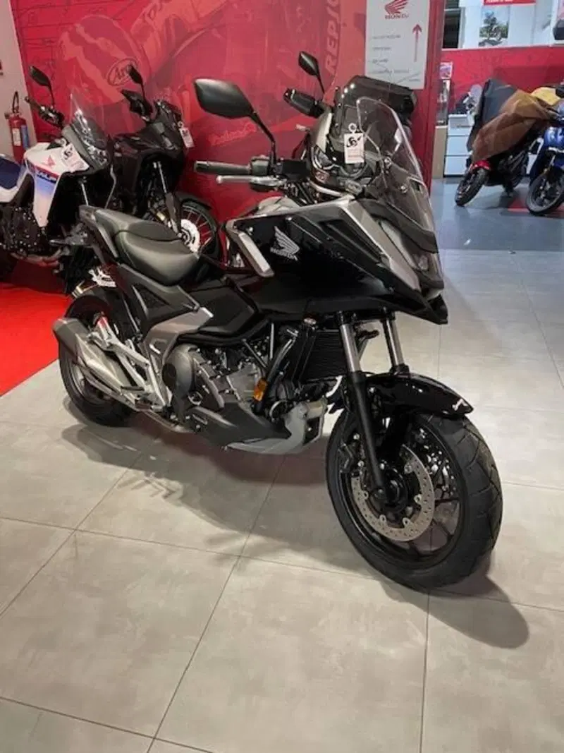 Honda NC 750 X (2025 - 26) (4)