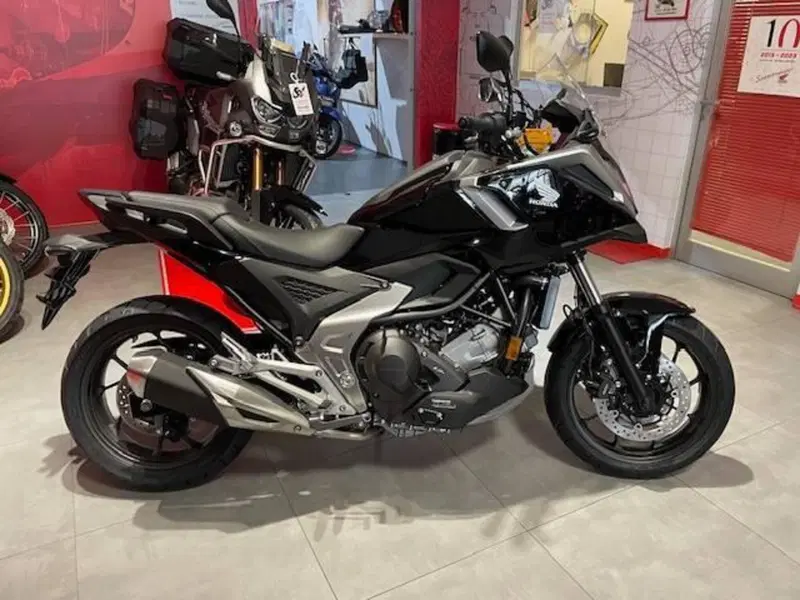 Honda NC 750 X DCT (2025 - 26) (3)