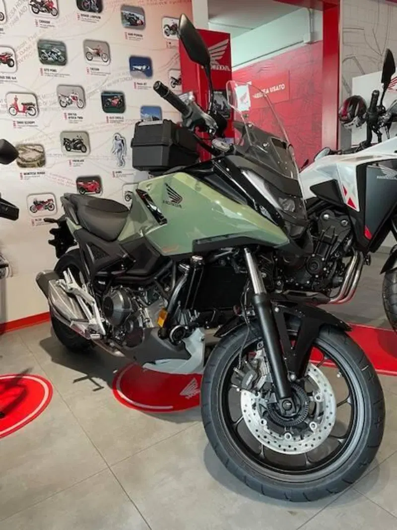 Honda NC 750 X DCT (2025 - 26) (6)