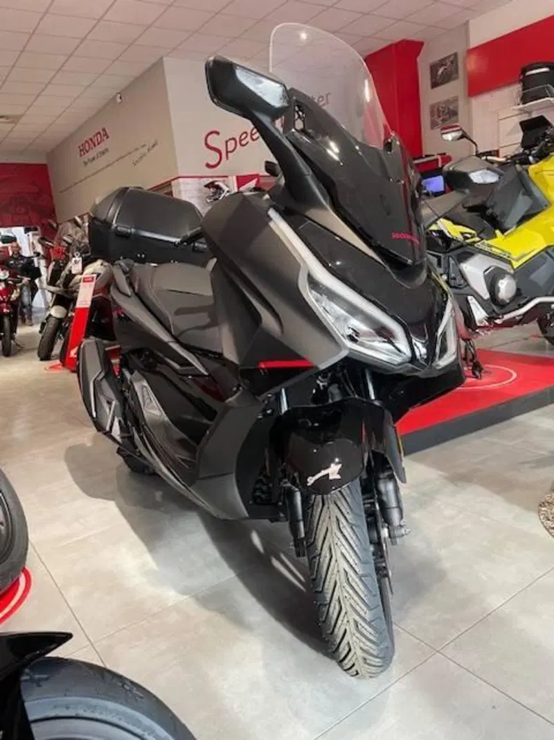 Honda Forza 350 Deluxe (2025 - 26) (3)