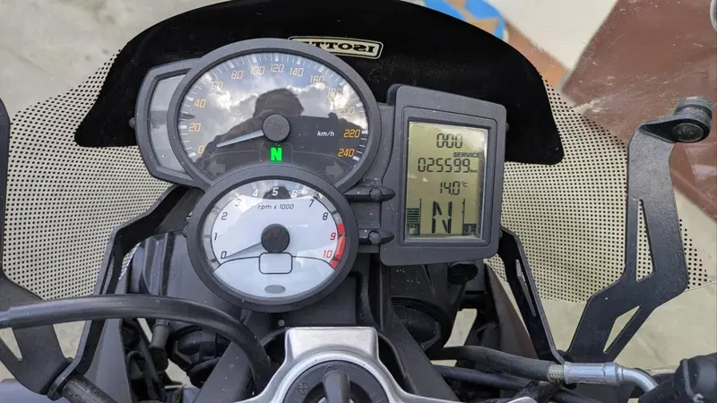 Bmw F 800 R (2009 - 11) (5)