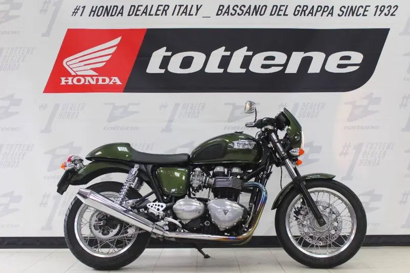 Triumph Thruxton 900 (2004 - 15)