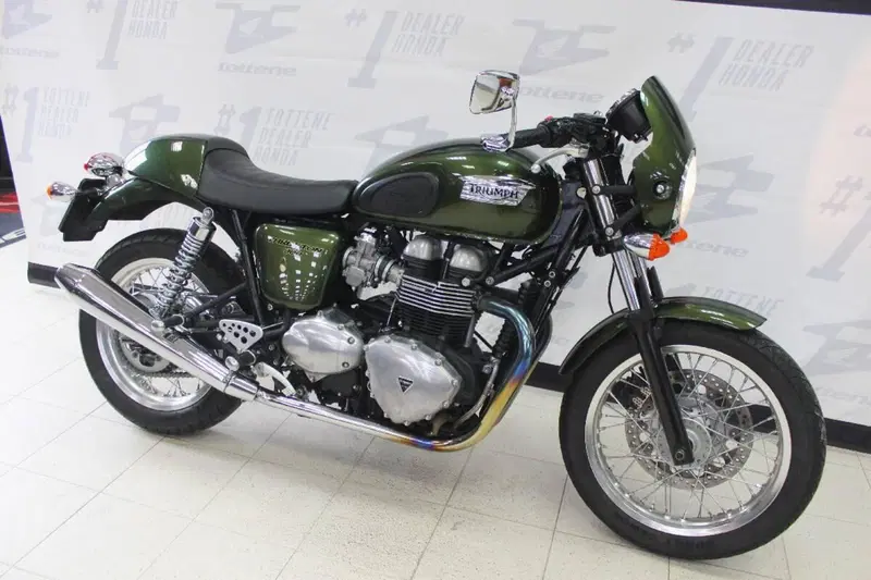 Triumph Thruxton 900 (2004 - 15) (3)