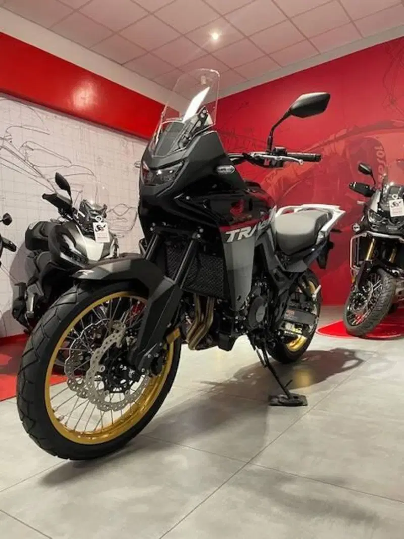 Honda Transalp XL750 (2025) (3)