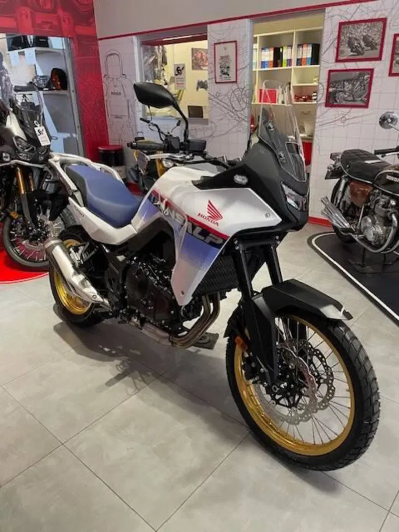 Honda Transalp XL750 (2025) (6)