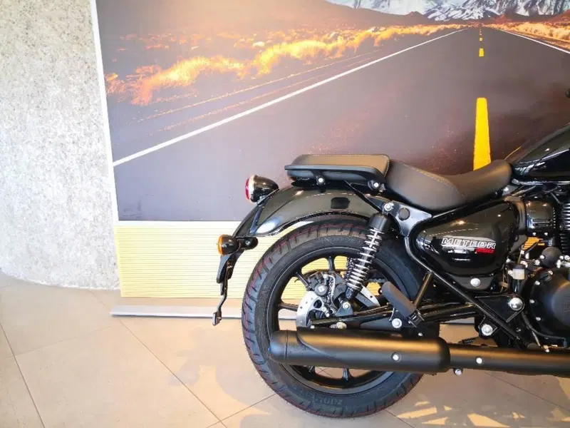 Royal Enfield Meteor 350 (2021 - 26) (5)