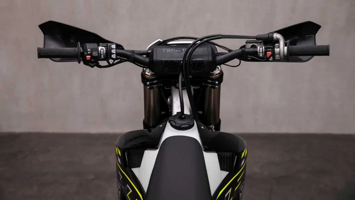 Triumph TF 250-E TF 250-E (2026) (9)