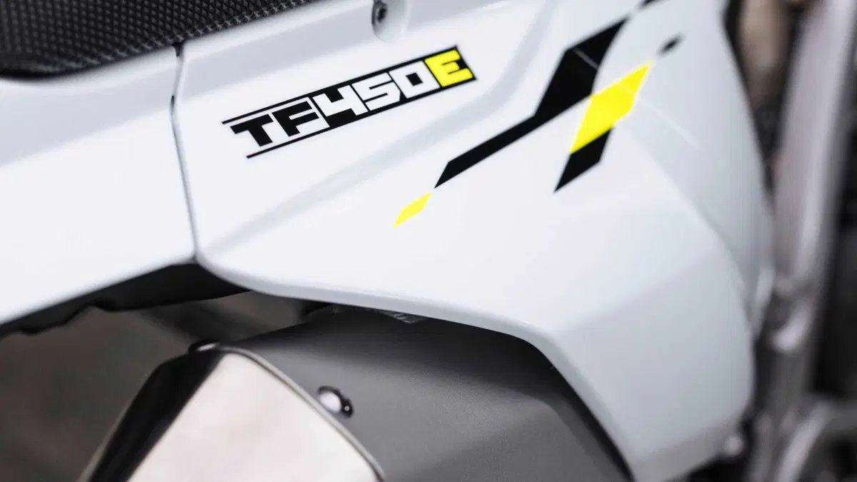 Triumph TF 450-E TF 450-E (2026) (17)