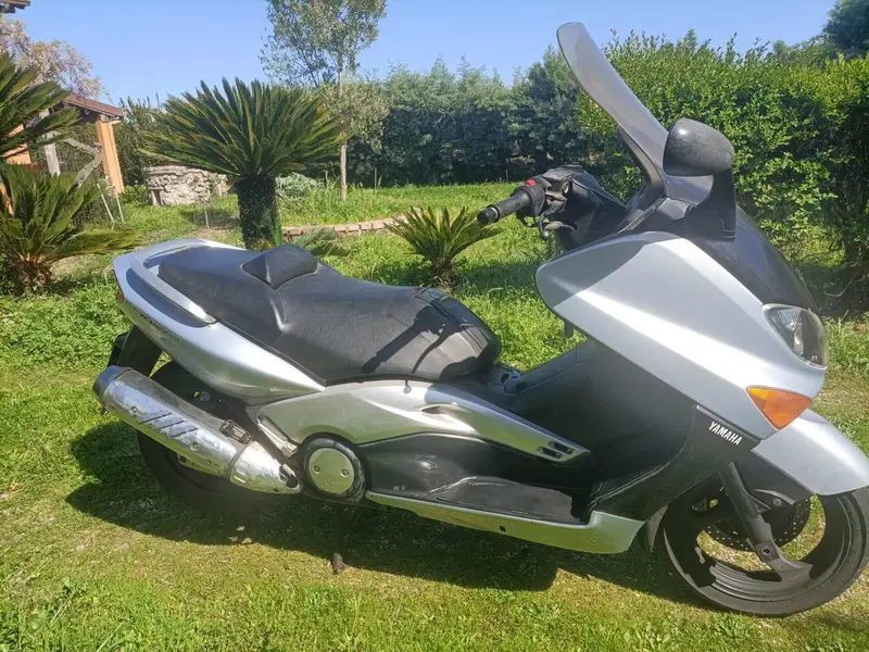 Yamaha T-Max 500 (2001 - 03) (5)