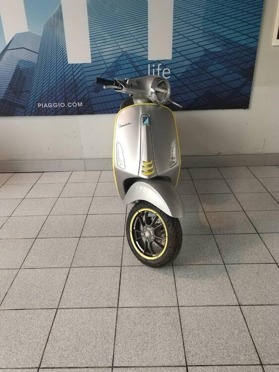 Vespa Vespa Elettrica 70 (2020 - 24) (2)