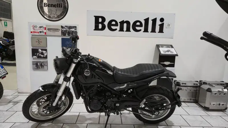 Benelli Leoncino 500 Trail (2021 - 26)