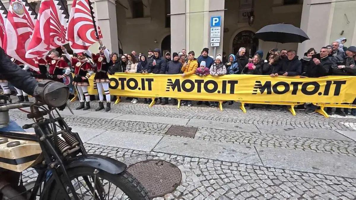 42° Motoraduno Fossano, un fiume di moto ha dato il via alla stagione motociclistica 2025 (5)