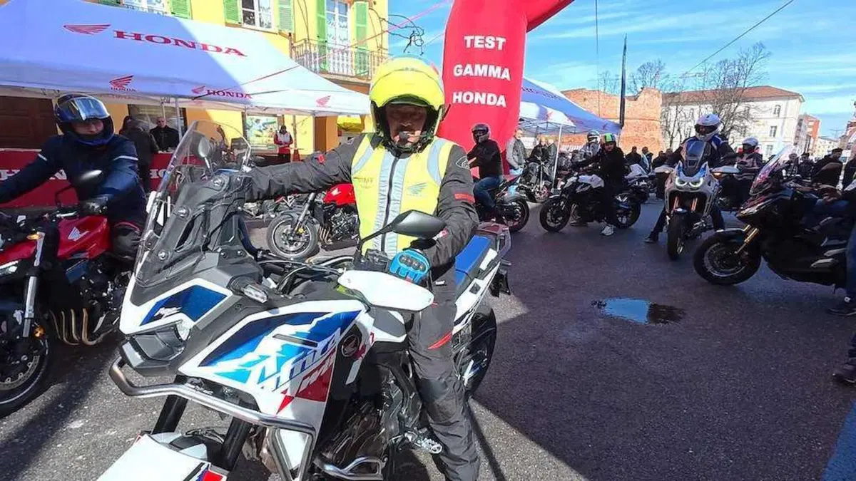 42° Motoraduno Fossano, un fiume di moto ha dato il via alla stagione motociclistica 2025 (7)